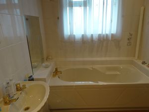 Photo 14- click for photo gallery